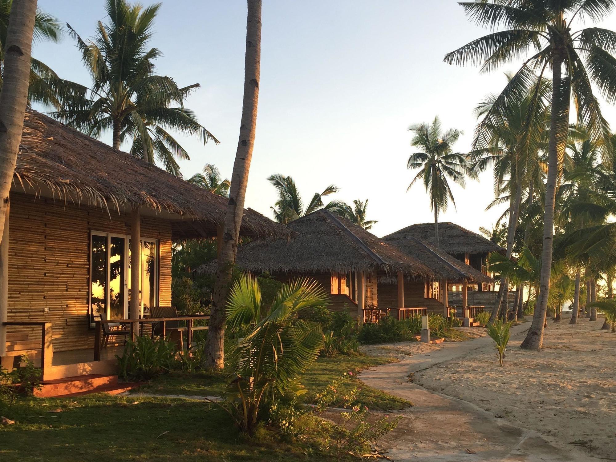 Kota Beach Resort Santa Fe  Extérieur photo