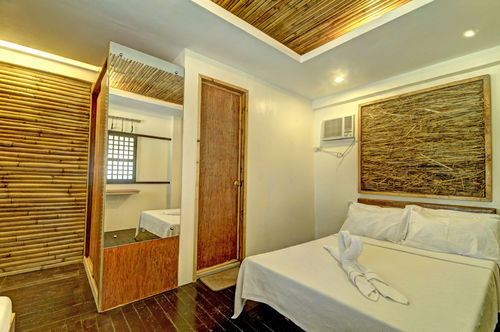 Kota Beach Resort Santa Fe  Extérieur photo