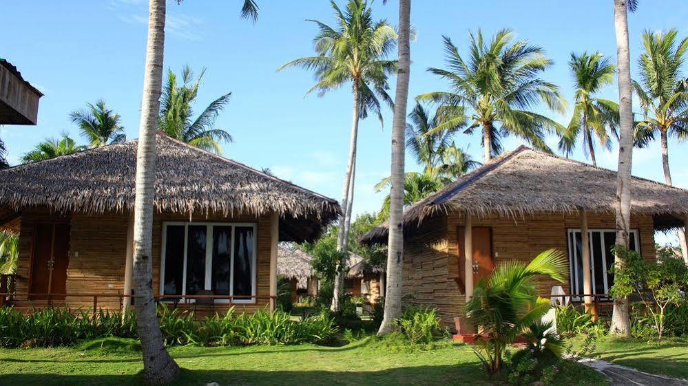 Kota Beach Resort Santa Fe  Extérieur photo